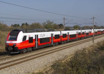 Trenuri special comandate pentru transportul lucrătorilor în Austria
