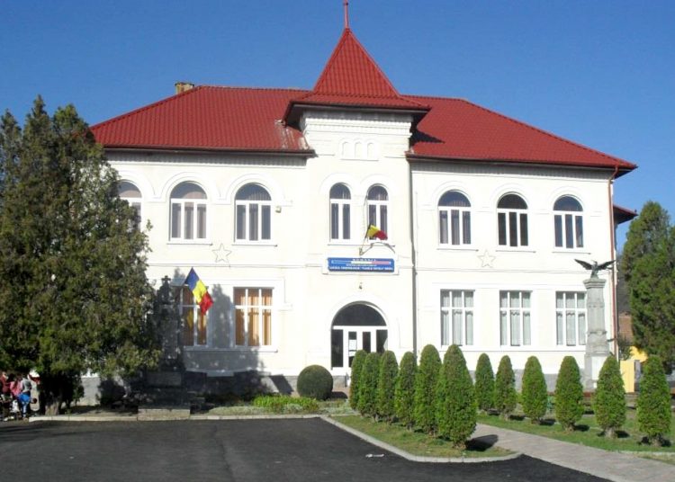 (P) SC Media Marketing SRL Tîrgu-Mureș: Peste 7,7 milioane de lei pentru modernizarea Liceului Tehnologic „Vasile Netea” din Deda