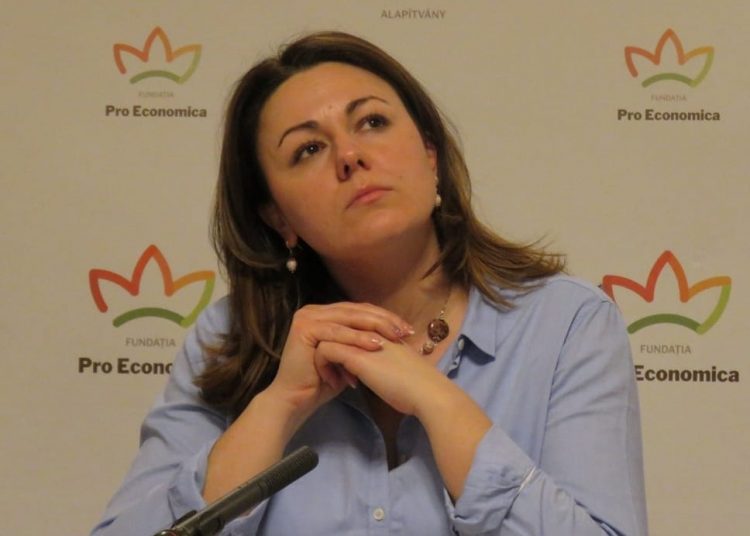 Vara fierbinte continuă! Kozma Monika demisionează din fruntea UDMR Târgu-Mureș și pleacă în vacanță