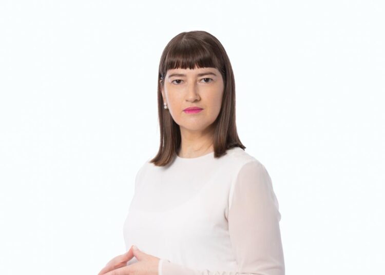 Lavinia Cosma (deputat) vă dorește Sărbători Fericite!
