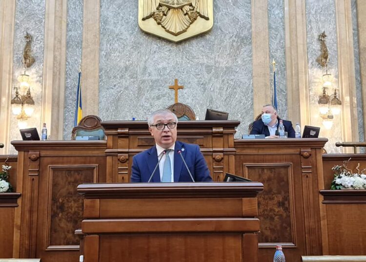 Prof. univ. dr. Leonard Azamfirei, senator PSD: “CELE DOUĂ ROMÂNII” – CRIZA MEDICILOR DE FAMILIE DIN ZONA RURALĂ