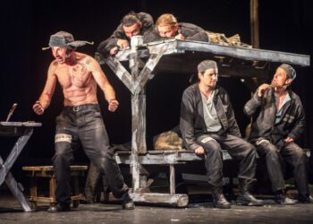 „Dosarele Siberiei“, în regia lui Petru Hadârcă, la Sala Mare a Teatrului Național Târgu-Mureș