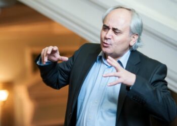 Interviu cu regizorul Petru Hadârcă