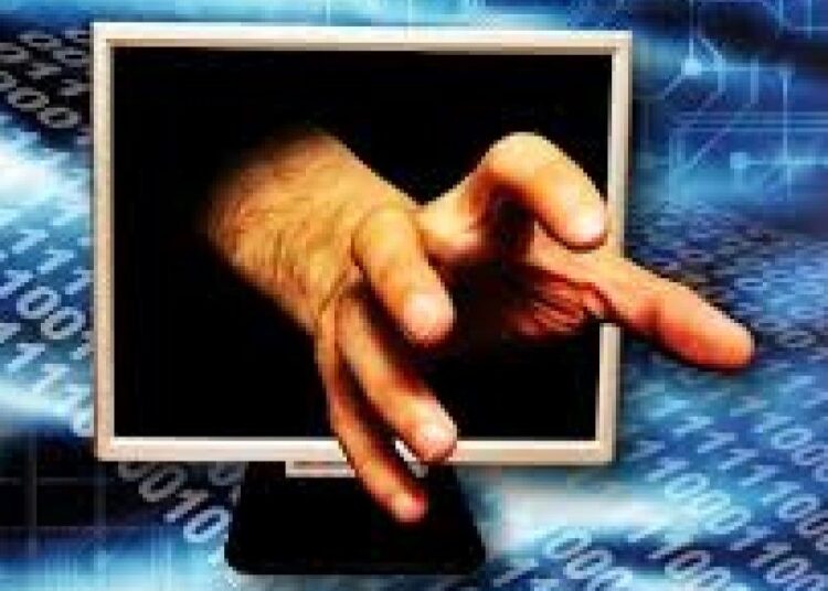 Mediul online – moneda cu două fețe din viața copiilor noștri