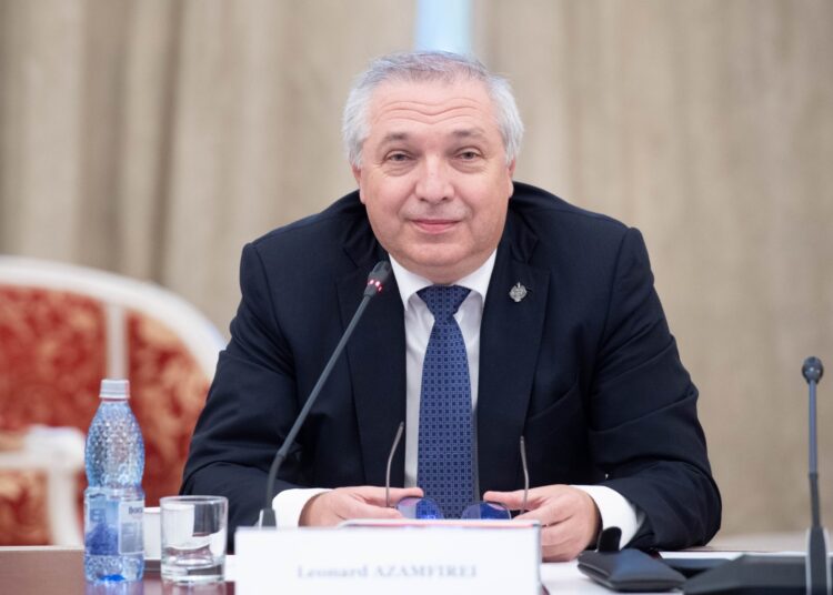 Leonard Azamfirei, senator PSD Mureș: Pas cu pas se schimbă câte ceva în sistemul de învățământ