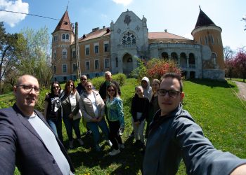 Forța Dreptei Mureș cere măsuri pentru protejarea și reabilitarea Castelului Ugron de la Zau de Câmpie