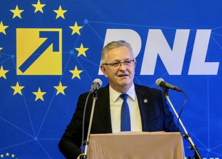 Cristian Chirteș, senator PNL Mureș: Legile educației vor avea un impact important în dezvoltarea societății