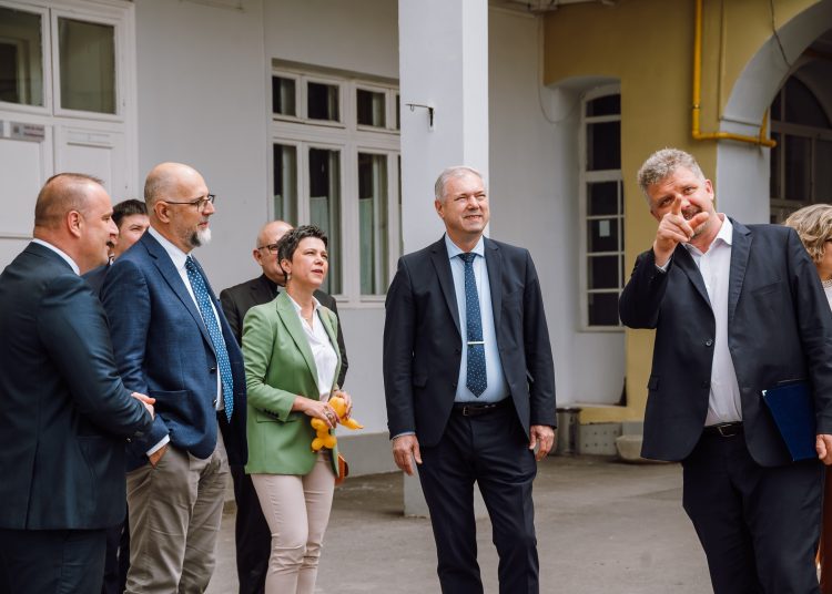 Avem nevoie de lideri buni în fruntea administrațiilor locale și de fonduri UE pentru a ne dezvolta