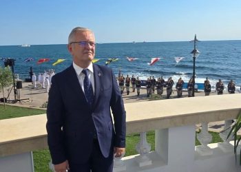 Sfânta Fecioară Maria să vă fie mereu alături