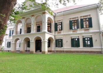 Sângeorgiu de Mureș: 1800 de persoane au vizitat Castelul Máriaffi doar în această vară